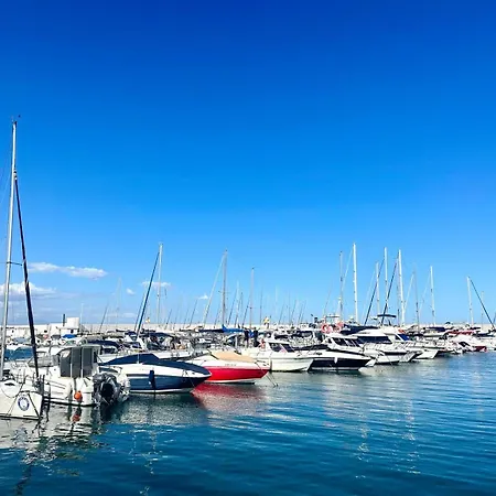 Costa Del Sol Seaside - 5 Mins From Apartment